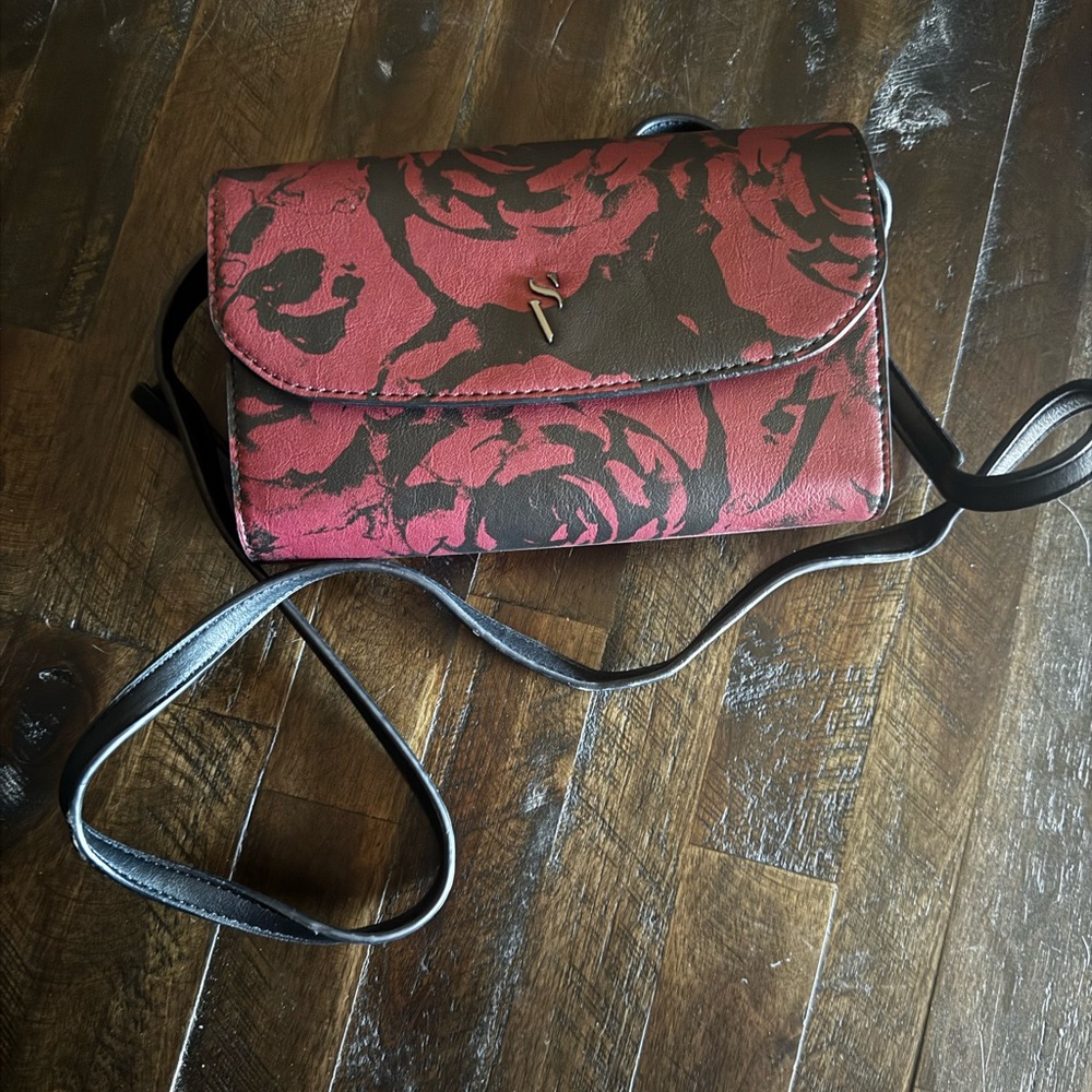 Red and Black Crossbody Purse